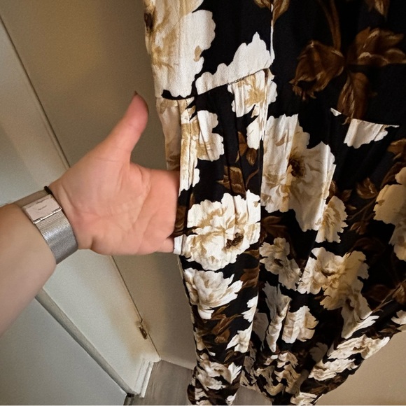 Old Navy Jumpsuit | Floral Jumpsuit - Picture 6 of 8